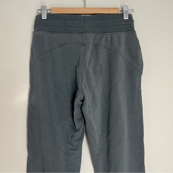 ATHLETA Balance jogger sage green size xsmall - Picture 7 of 8